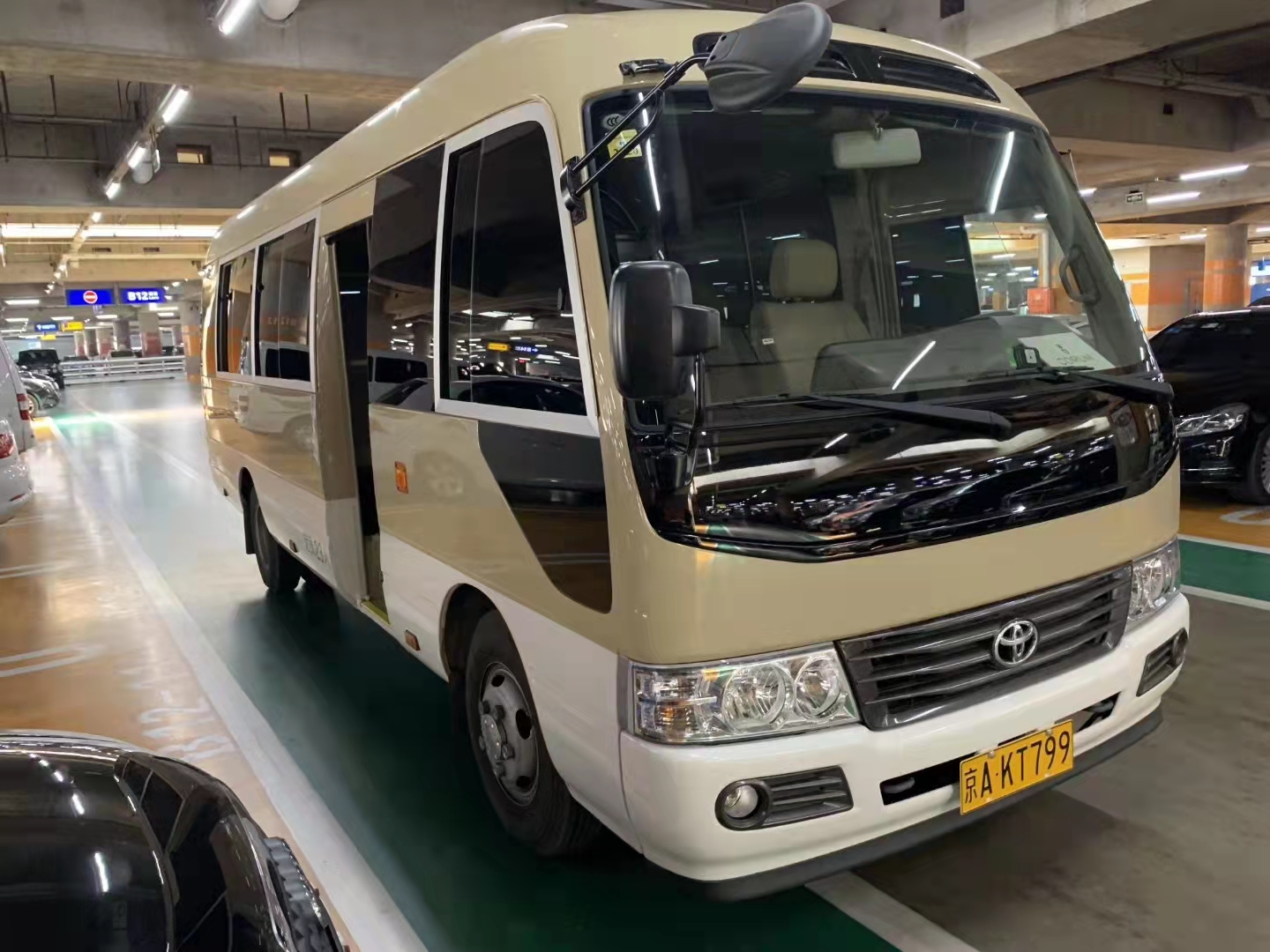 北京商務(wù)車(chē)租車(chē)